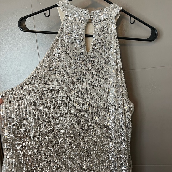 NWT Cable & Gauge Sequin Top 🔥 - Picture 3 of 4